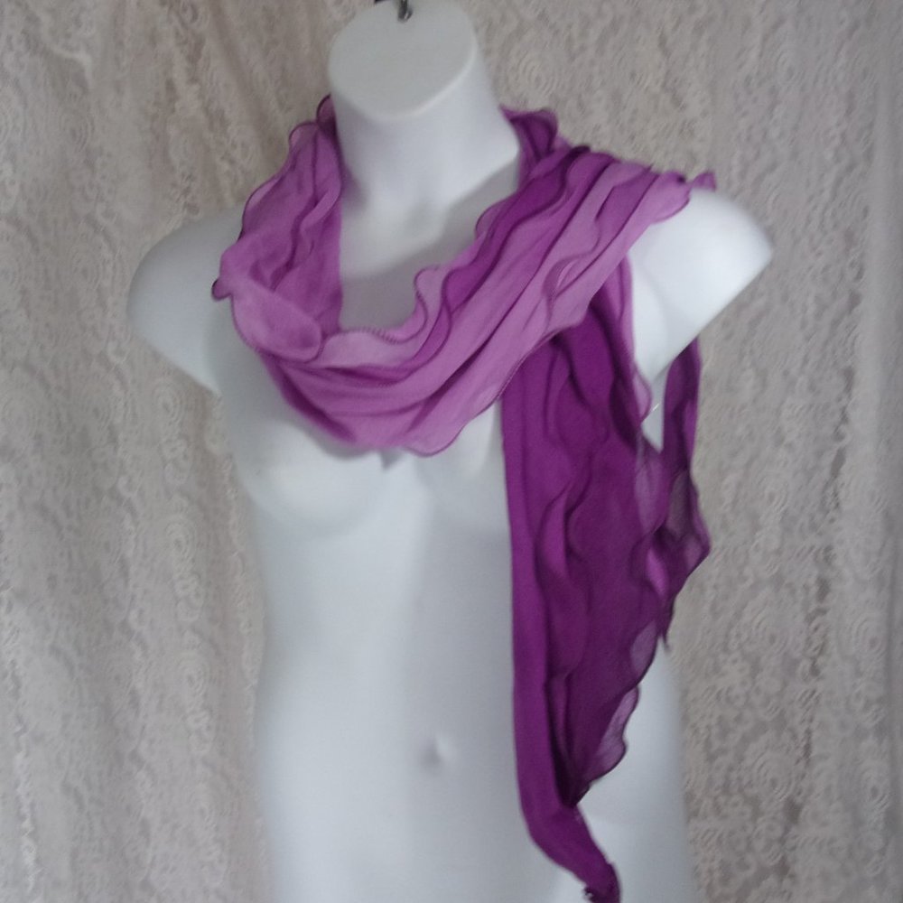 Fashion Ruffle Scarf Ombre Shade of Purple NWOT